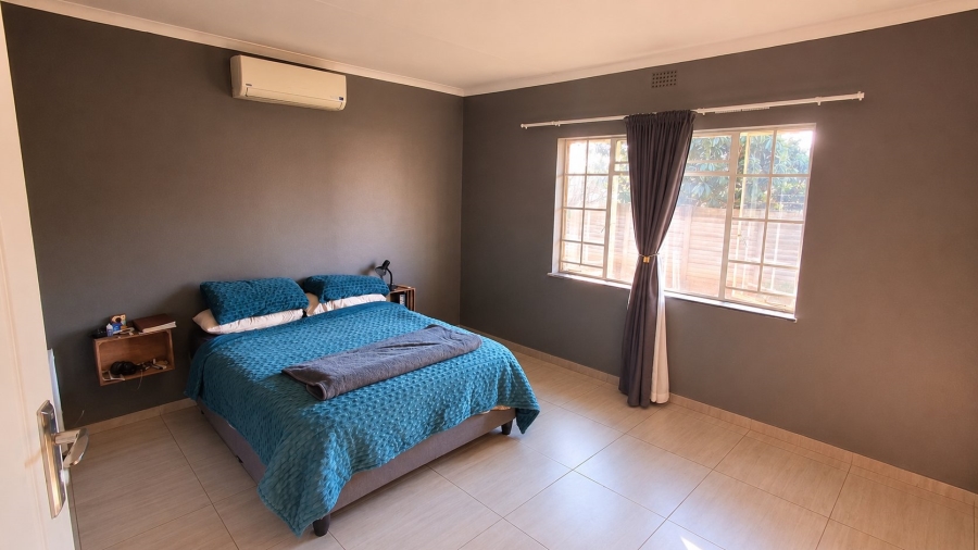 3 Bedroom Property for Sale in Vaalpark Free State